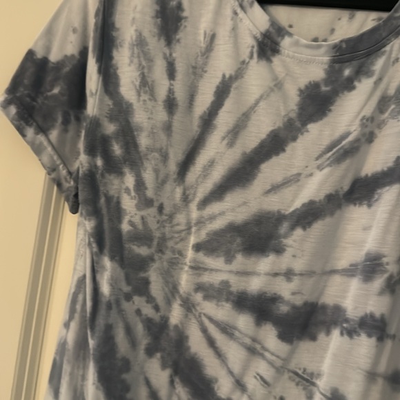 Tshirt - Picture 3 of 3